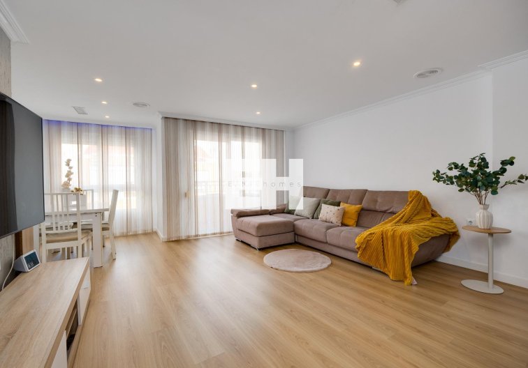 Wiederverkauf - Wohnung - Torrevieja - Centro