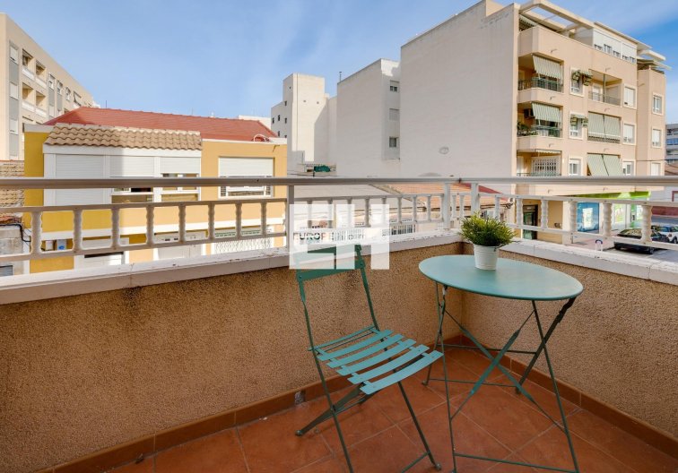 Wiederverkauf - Wohnung - Torrevieja - Centro
