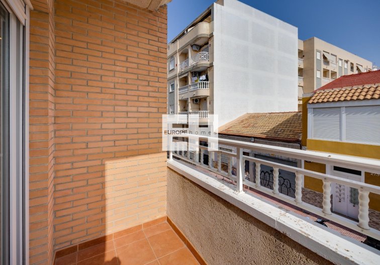 Wiederverkauf - Wohnung - Torrevieja - Centro