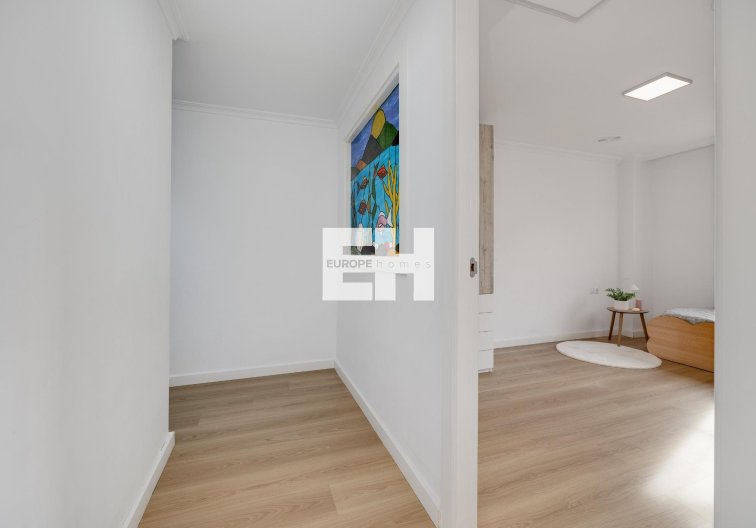 Wiederverkauf - Wohnung - Torrevieja - Centro