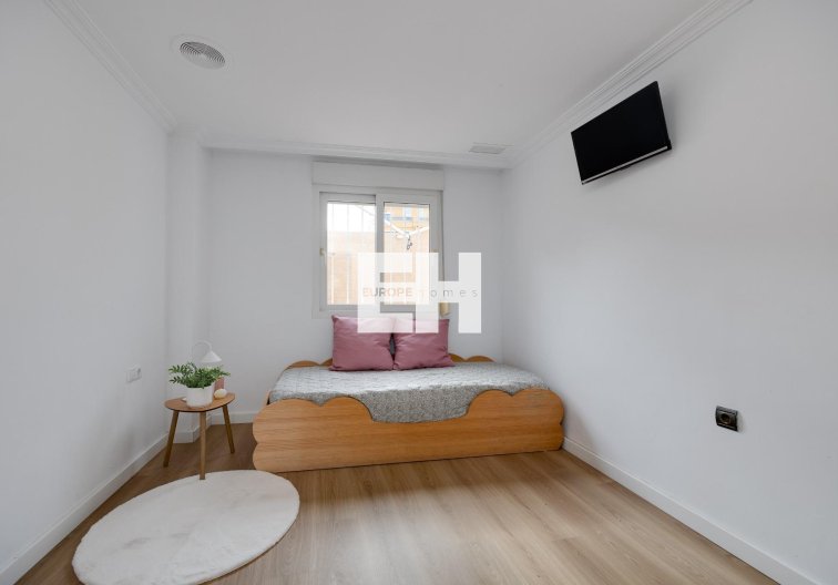 Wiederverkauf - Wohnung - Torrevieja - Centro