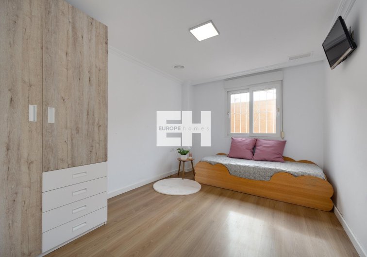 Wiederverkauf - Wohnung - Torrevieja - Centro