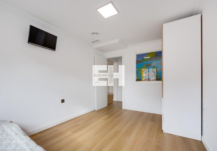 Wiederverkauf - Wohnung - Torrevieja - Centro