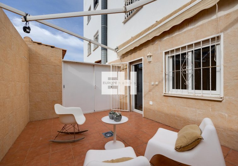 Wiederverkauf - Wohnung - Torrevieja - Centro