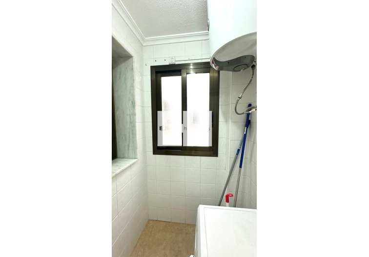 Segunda mano - Apartamento  - Torrevieja