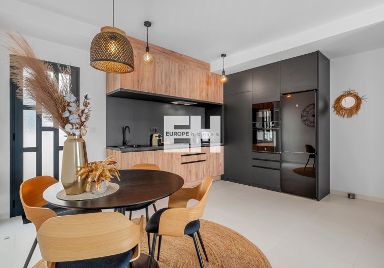 Resale - Apartment - San Miguel de Salinas - Inland