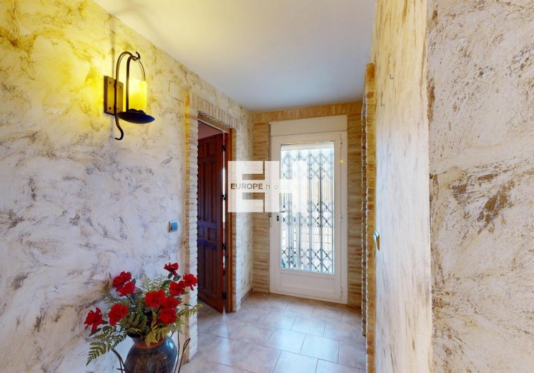 Revente - villa - Orihuela