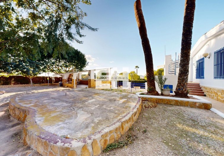 Revente - villa - Orihuela