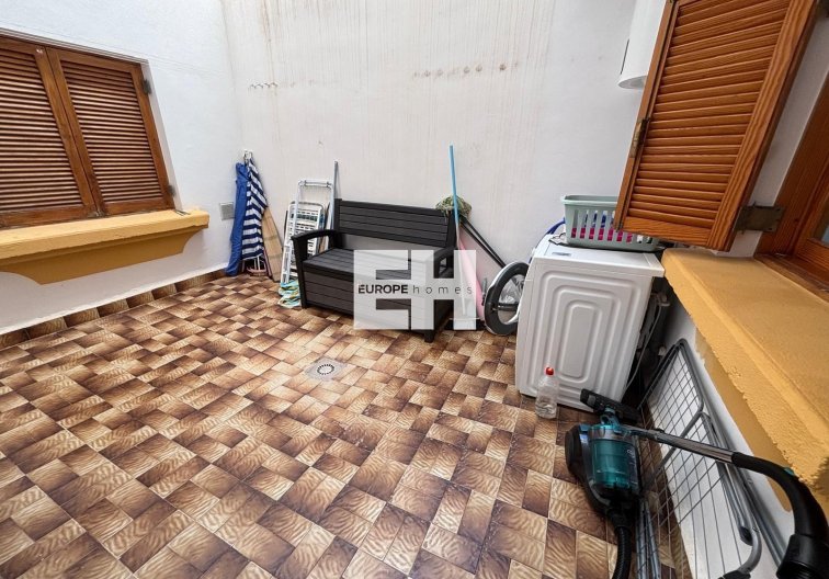 Resale - Apartment - Torrevieja - Los Frutales
