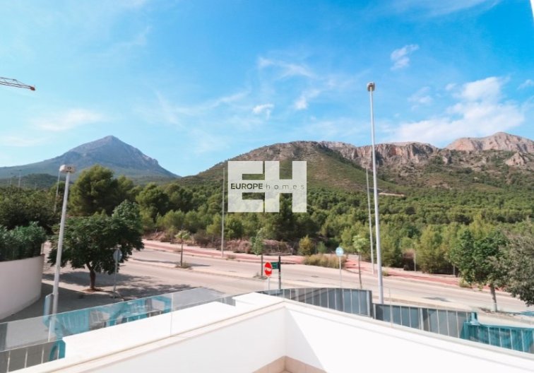 Herverkoop - villa - Polop - Costa Blanca