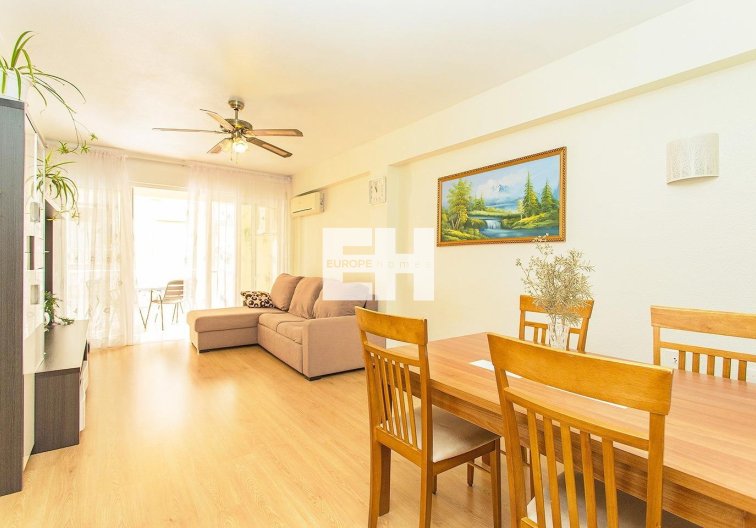 Wiederverkauf - Wohnung - Torrevieja - Playa del Cura