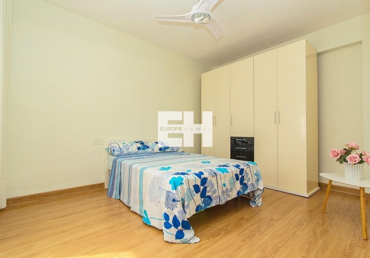 Wiederverkauf - Wohnung - Torrevieja - Playa del Cura