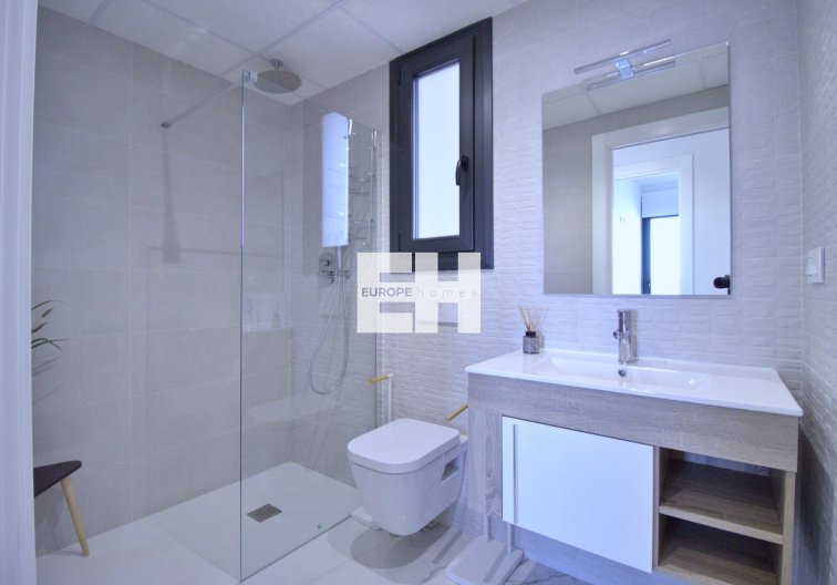 Resale - Apartment - Orihuela Costa - Punta Prima