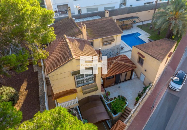 Wiederverkauf - villa - Torrevieja - Los Balcones 