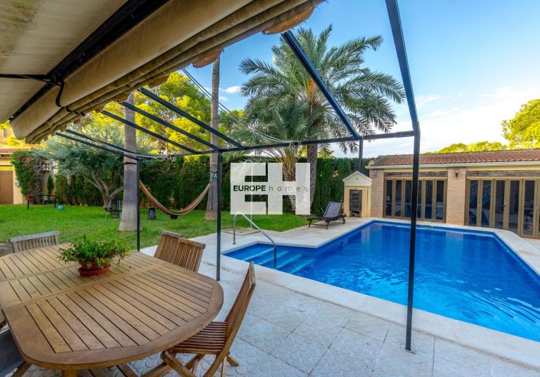 Wiederverkauf - villa - Torrevieja - Los Balcones 