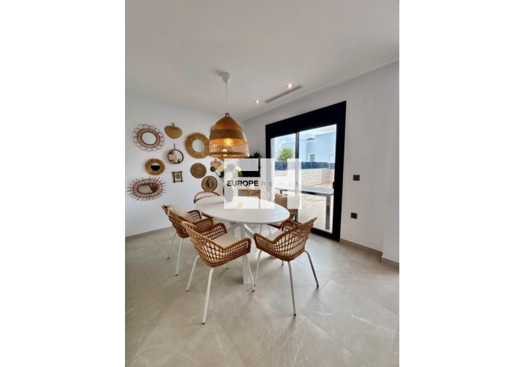 Segunda mano - villa - Benijofar - Costa Blanca