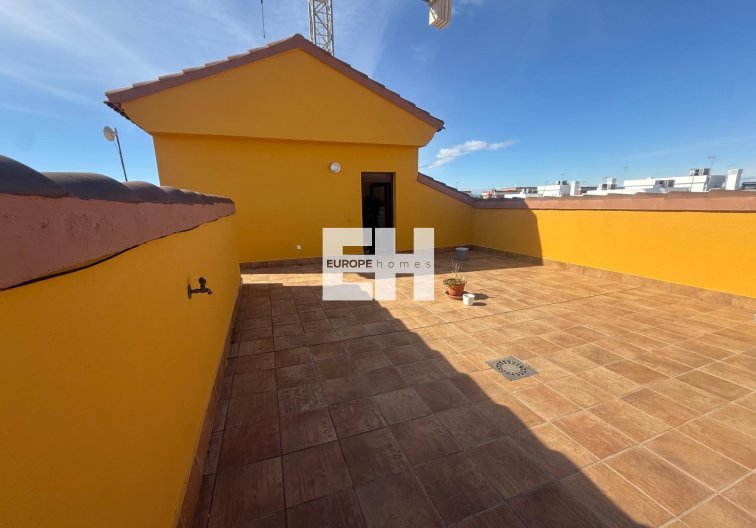 Revente - town house - Avileses