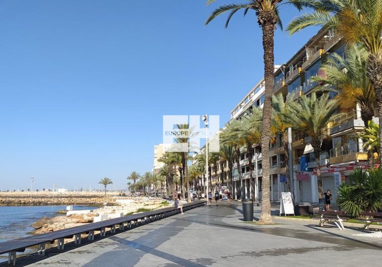 Wiederverkauf - Wohnung - Torrevieja - CENTRO CASCO URBANO
