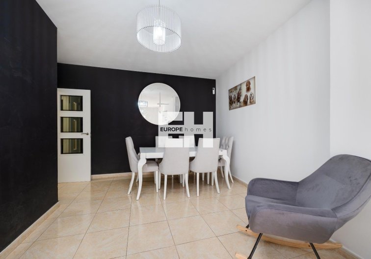 Wiederverkauf - Wohnung - Torrevieja - Centro