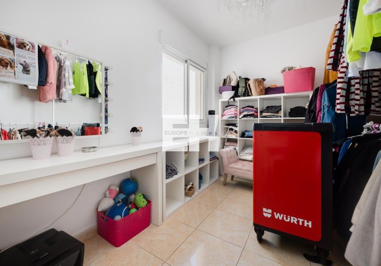 Wiederverkauf - Wohnung - Torrevieja - Centro
