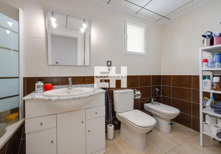 Wiederverkauf - Wohnung - Torrevieja - Centro