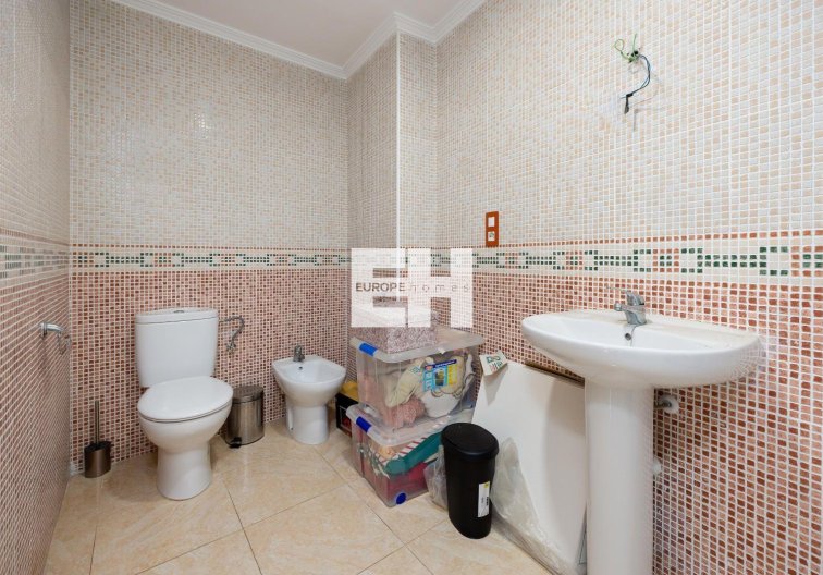 Wiederverkauf - Wohnung - Torrevieja - Centro