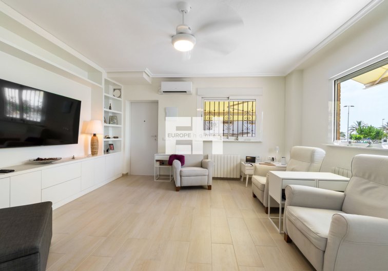 Revente - villa - Torre de la Horadada - Costa Blanca