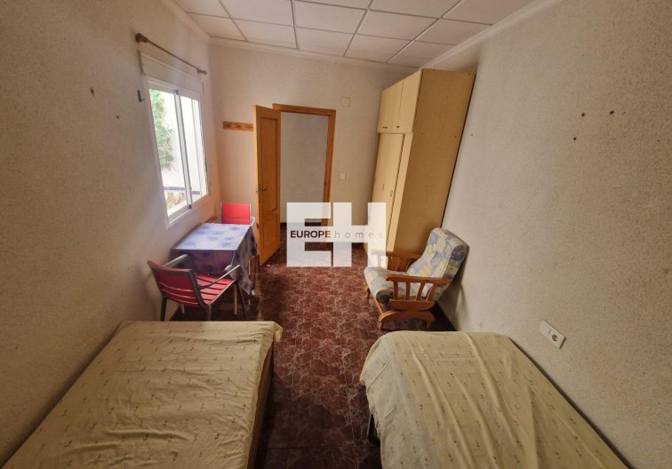 Herverkoop - town house - Torrevieja
