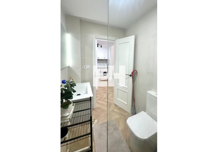 Wiederverkauf - Wohnung - Torrevieja - Centro