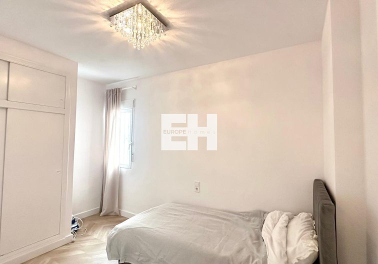 Wiederverkauf - Wohnung - Torrevieja - Centro