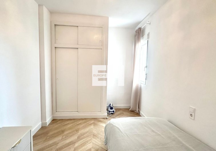 Wiederverkauf - Wohnung - Torrevieja - Centro