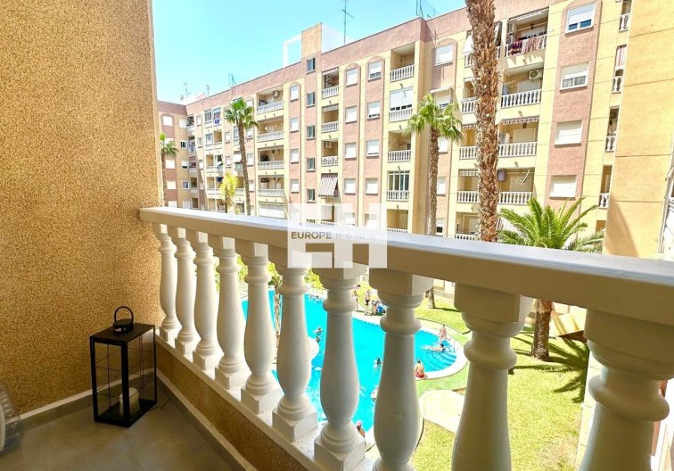 Wiederverkauf - Wohnung - Torrevieja - Centro