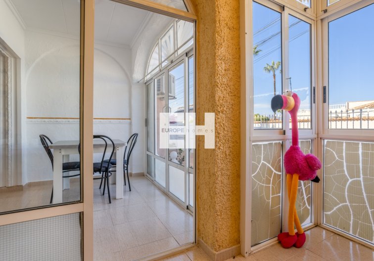Segunda mano - villa - Torrevieja - Costa Blanca