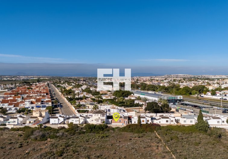 Segunda mano - villa - Torrevieja - Costa Blanca