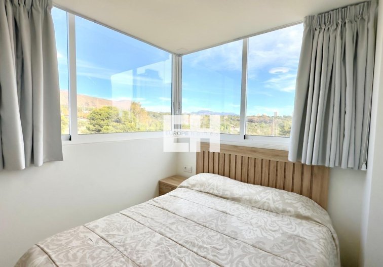 Segunda mano - Apartamento  - Finestrat