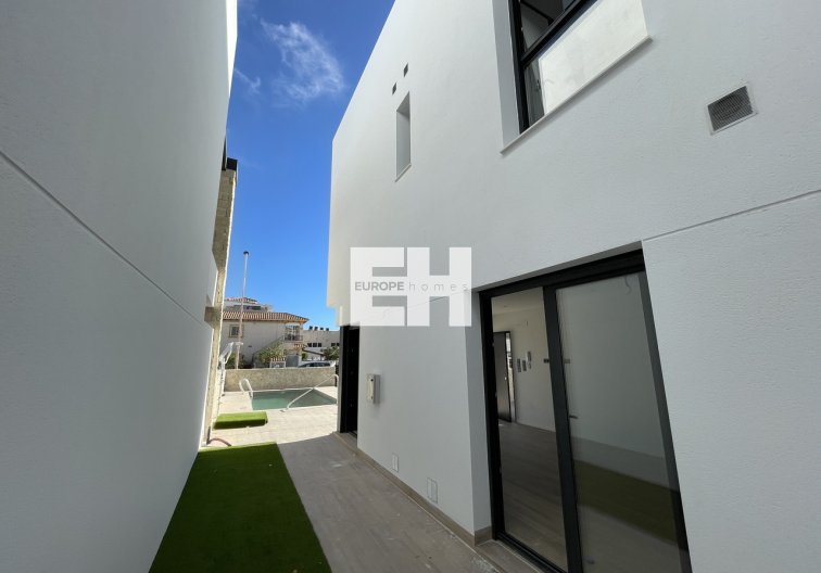 Resale - Apartment - Pilar de la Horadada - Costa Blanca