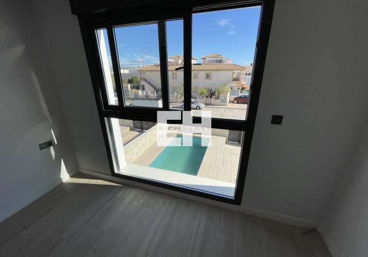 Resale - Apartment - Pilar de la Horadada - Costa Blanca