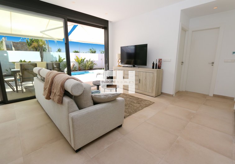Revente - villa - Pilar de la Horadada - Costa Blanca
