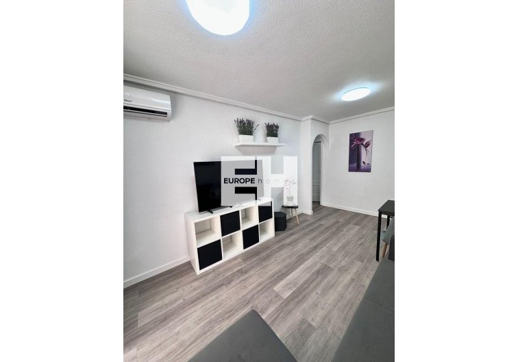 Wiederverkauf - Wohnung - Torrevieja - Centro - Muelle Pesquero