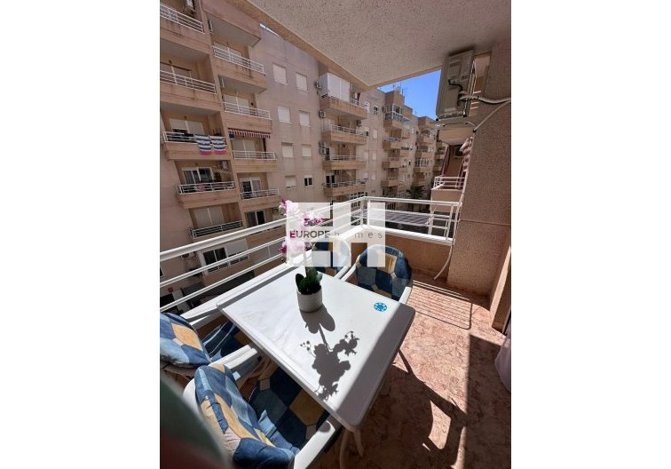 Wiederverkauf - Wohnung - Torrevieja - Centro - Muelle Pesquero