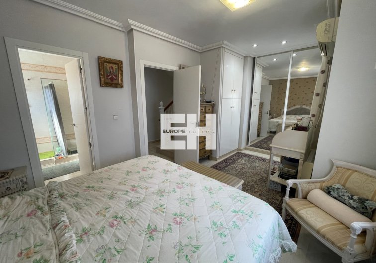 Herverkoop - villa - Guardamar del Segura - Costa Blanca