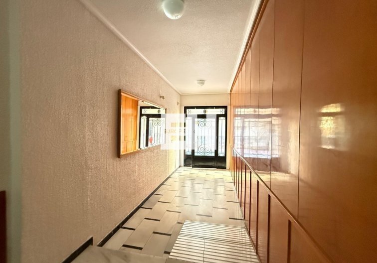 Herverkoop - Appartement - Torrevieja - Las Piscinas Naturales
