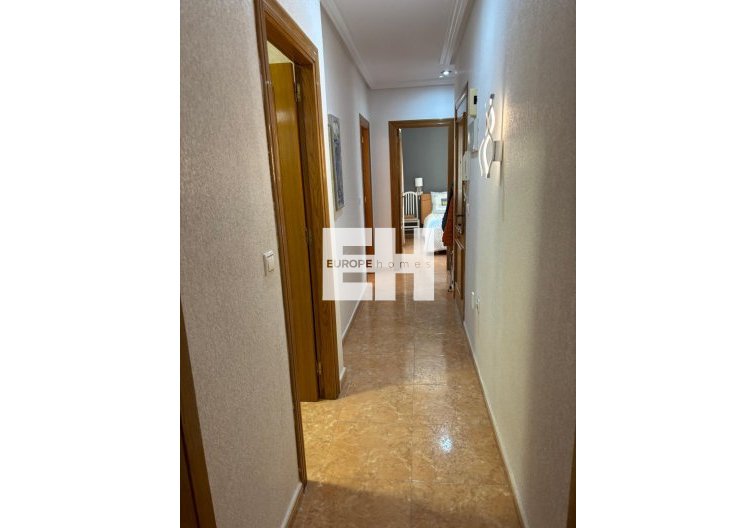 Wiederverkauf - Wohnung - Torrevieja