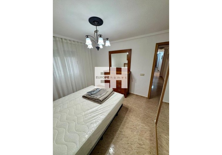 Wiederverkauf - Wohnung - Torrevieja - Centro