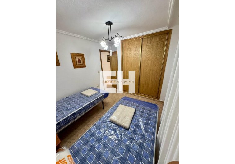 Wiederverkauf - Wohnung - Torrevieja - Centro