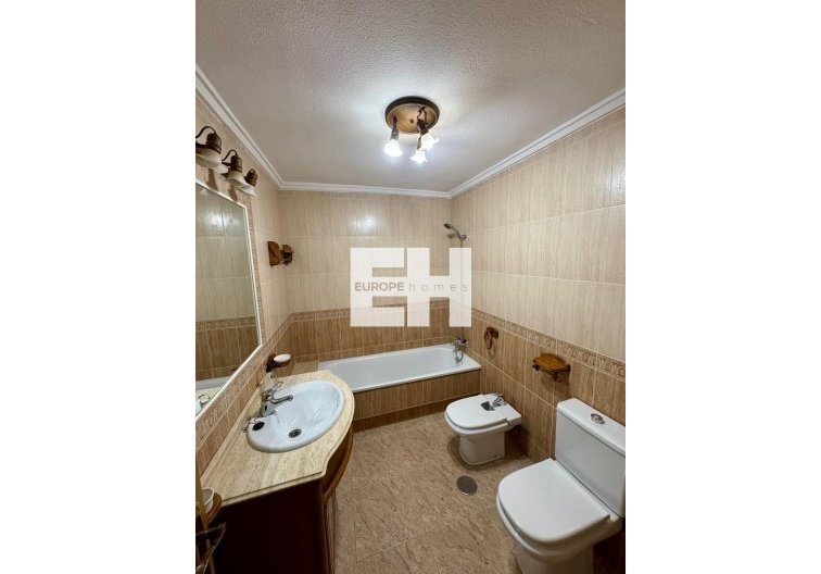 Wiederverkauf - Wohnung - Torrevieja - Centro