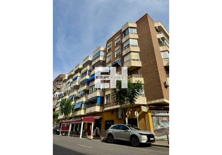 Wiederverkauf - Wohnung - Torrevieja - Centro
