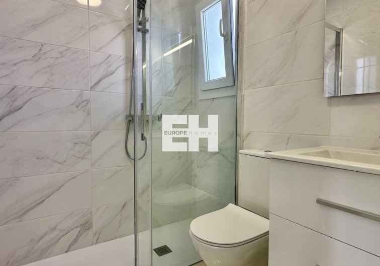 Resale - town house - Torrevieja - Costa Blanca