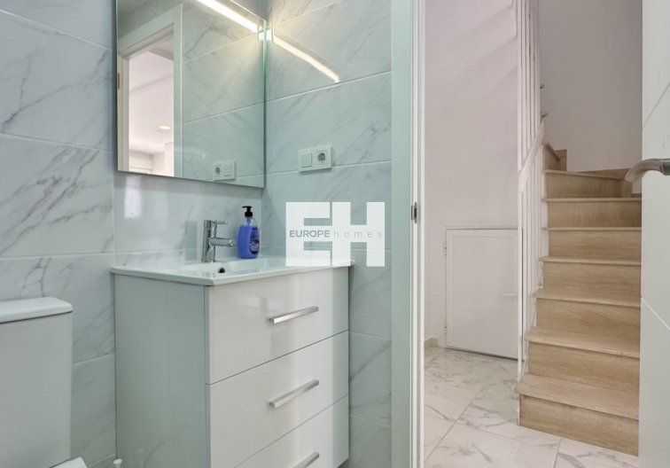 Resale - town house - Torrevieja - Costa Blanca