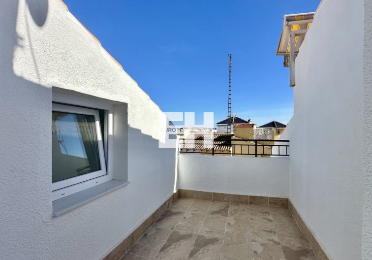 Resale - town house - Torrevieja - Costa Blanca